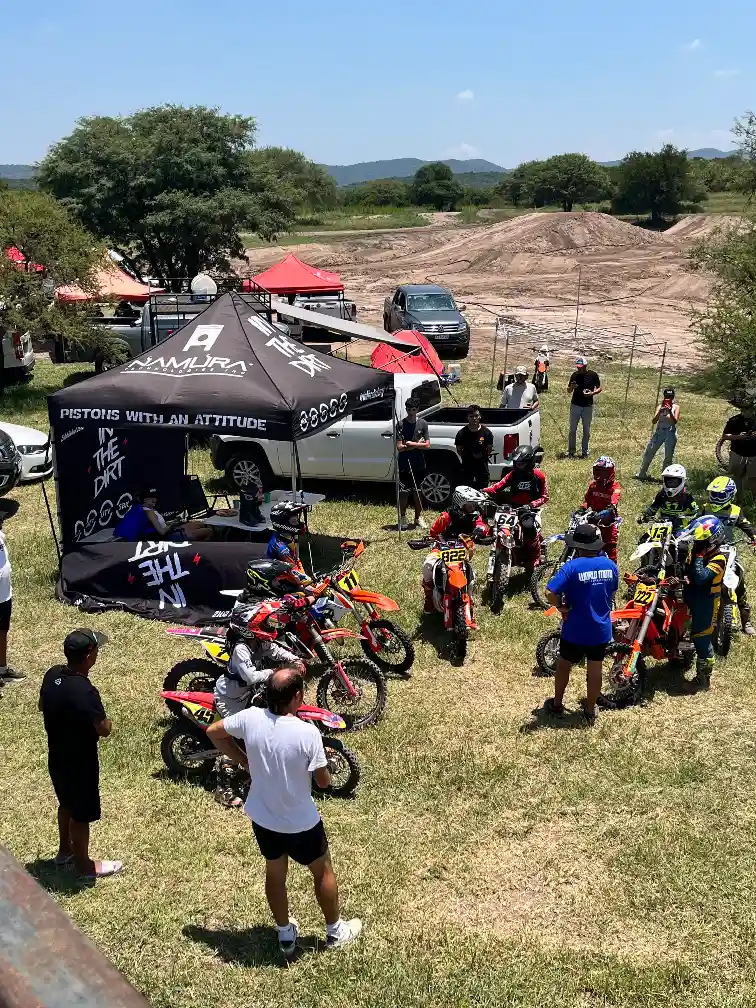 Campamentos internacionales de motocross en Argentina